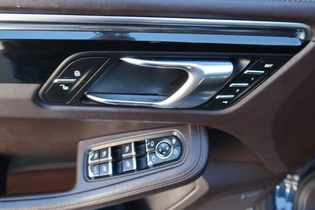 2015 Porsche Macan S