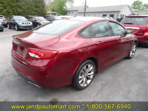 2015 Chrysler 200 S