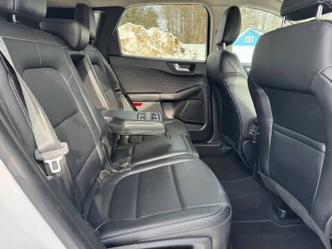 2020 Ford Escape SEL
