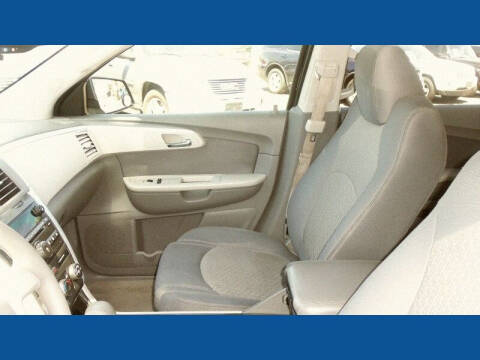 2011 Chevrolet Traverse LS