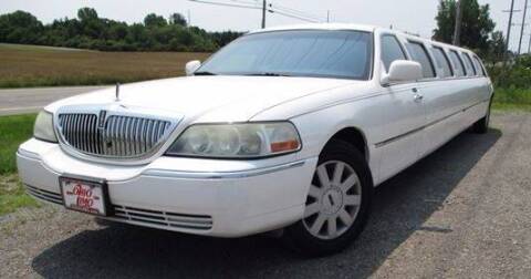 2004 Lincoln Town Car for sale at BSTMotorsales.com in Bellefontaine OH
