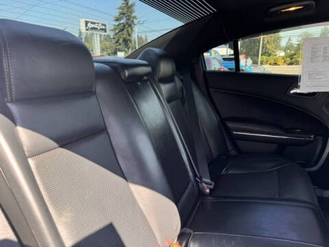 2013 Dodge Charger SXT Plus