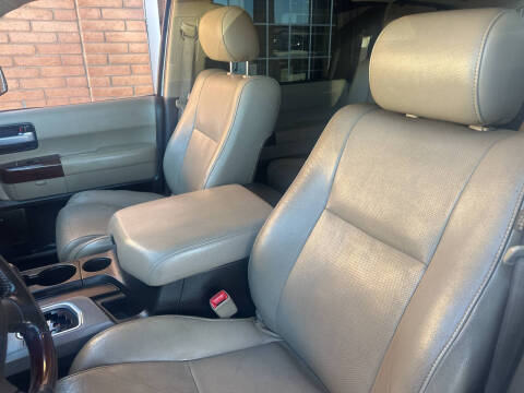2011 Toyota Sequoia Platinum