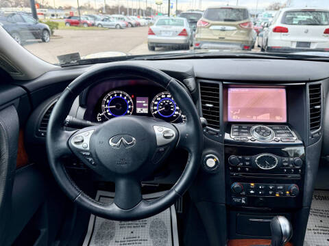 2013 Infiniti FX37
