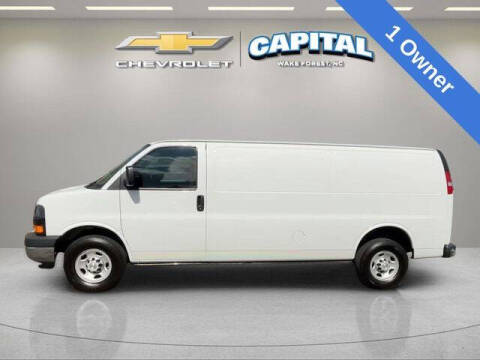 2022 Chevrolet Express 2500