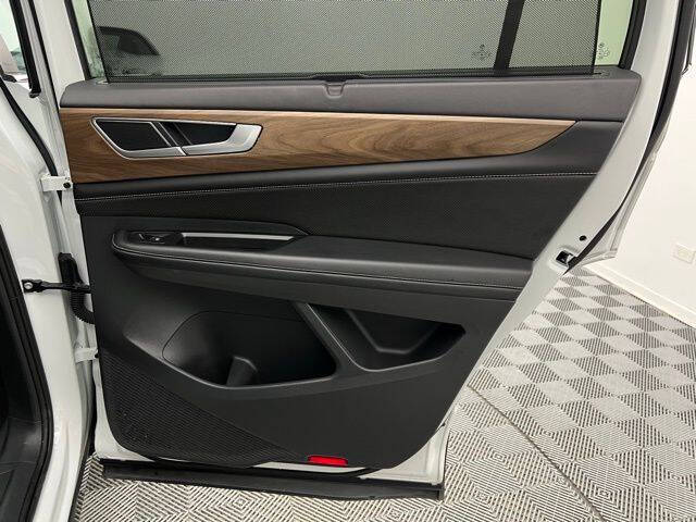 2024 Volkswagen Atlas SE 4Motion