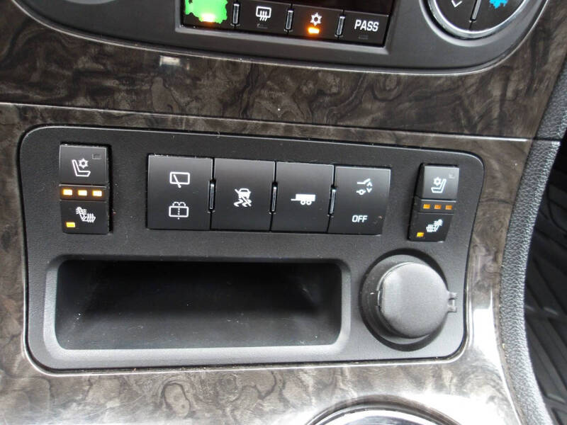 2011 GMC Acadia Denali