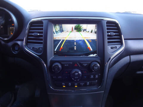 2018 Jeep Grand Cherokee Laredo E