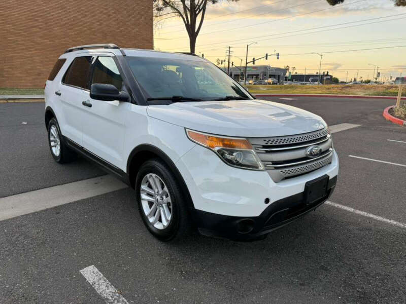 2015 Ford Explorer