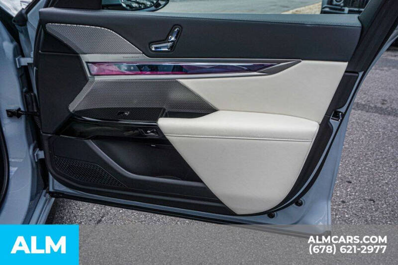 2024 BMW 7 Series 760i xDrive