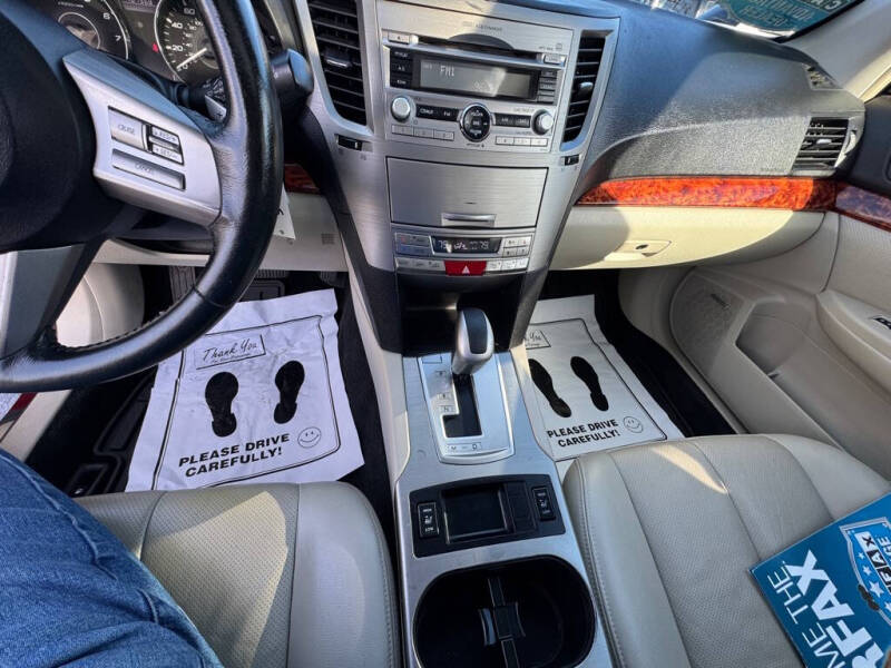 2011 Subaru Outback 2.5i Limited