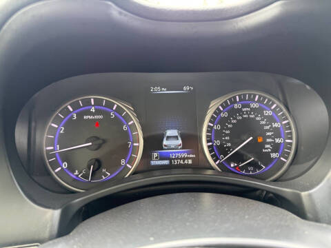 2017 Infiniti Q50 2.0T Premium