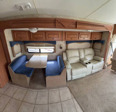 2009 Damon Challenger 376