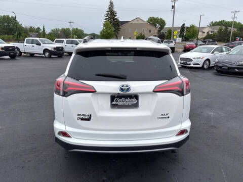 2018 Toyota RAV4 Hybrid LE