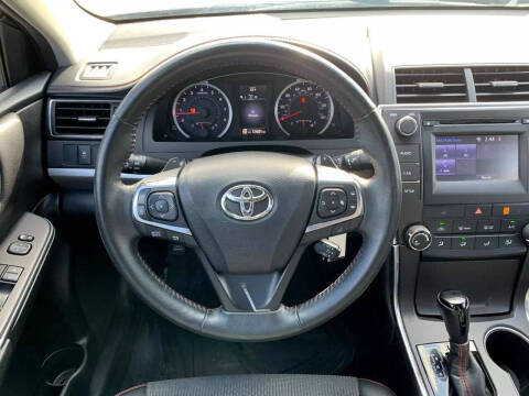 2017 Toyota Camry LE