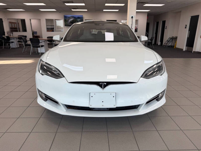 2016 Tesla Model S 90D