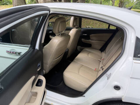 2012 Chrysler 200 Limited