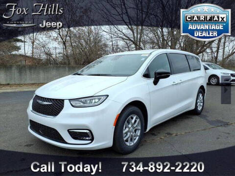 2026 Chrysler Pacifica Select