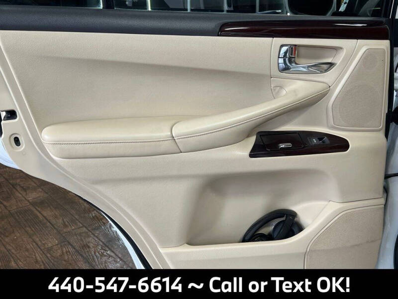 2013 Lexus LX 570