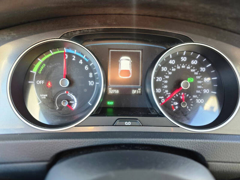 2016 Volkswagen e-Golf SE