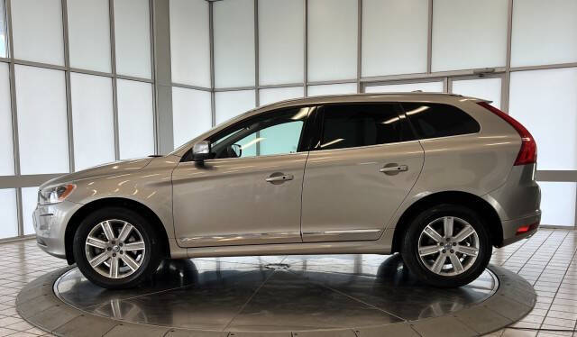 2016 Volvo XC60 T6 Drive-E