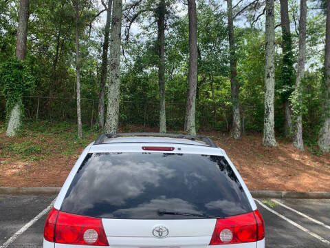 2008 Toyota Sienna LE 7-Passenger