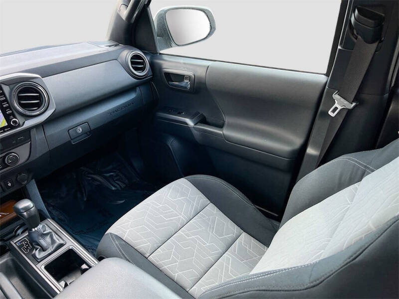 2023 Toyota Tacoma TRD Off-Road