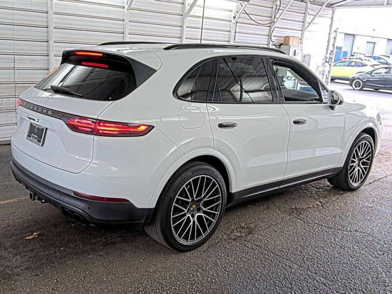 2021 Porsche Cayenne S