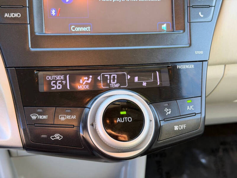 2012 Toyota Prius v Two