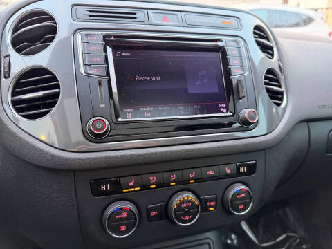 2017 Volkswagen Tiguan 2.0T Sport