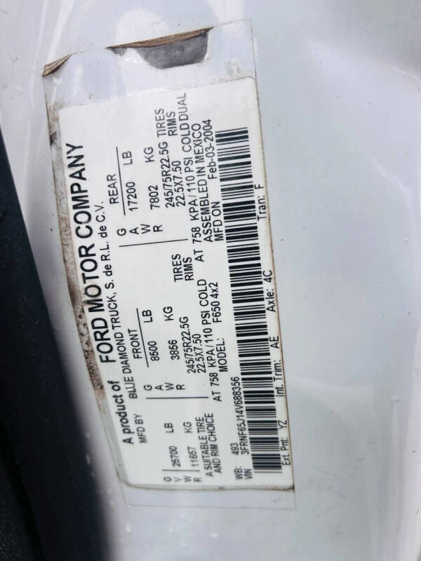 2004 Ford F-650 Super Duty