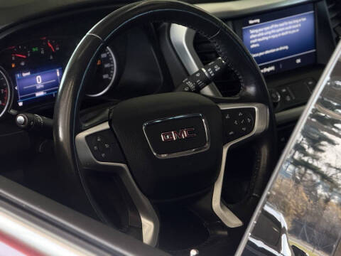 2020 GMC Acadia SLE