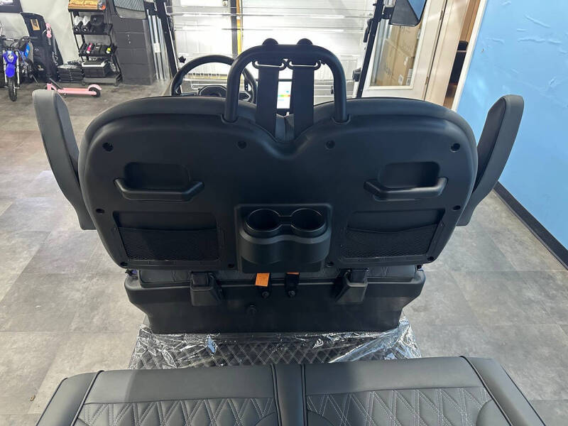 2025 Denago Rover XL