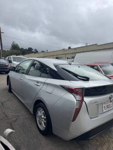 2018 Toyota Prius One