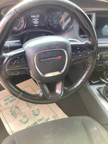 2019 Dodge Charger SXT