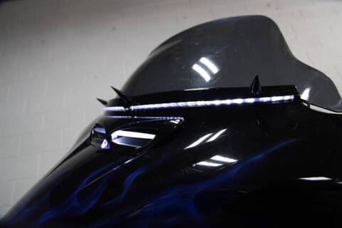 2015 Harley-Davidson STREET GLI