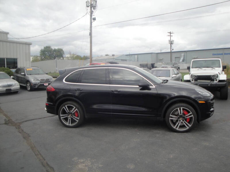 2017 Porsche Cayenne Turbo