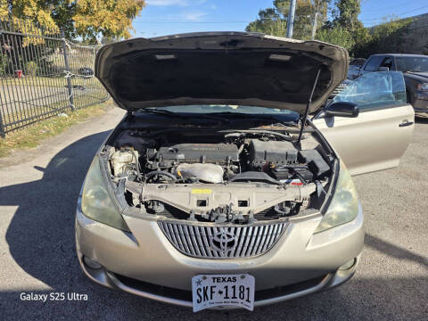 2004 Toyota Camry Solara SE