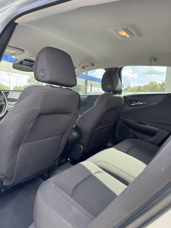 2023 Chevrolet Malibu LS