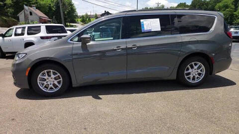 2022 Chrysler Pacifica Touring L