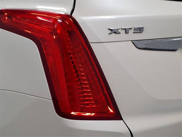 2017 Cadillac XT5 Premium Luxury