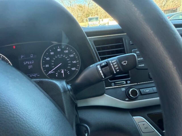 2018 Hyundai Elantra