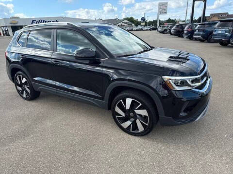 2024 Volkswagen Taos SEL 4Motion