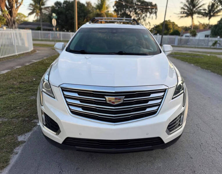 2017 Cadillac XT5 Luxury