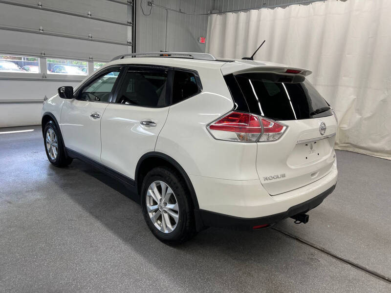2016 Nissan Rogue SV
