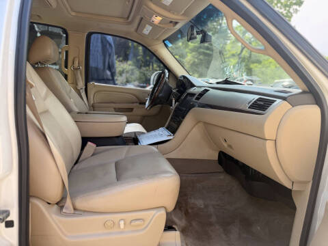 2010 Cadillac Escalade EXT Premium