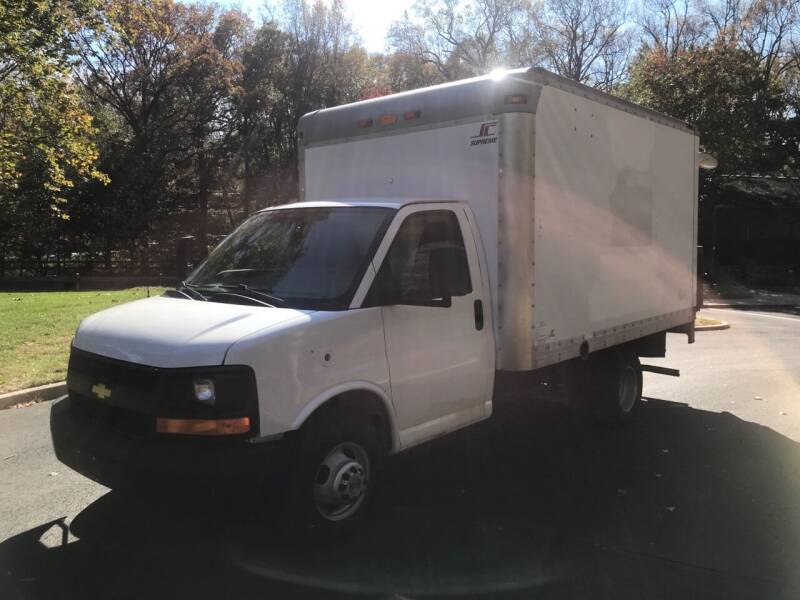2011 Chevrolet Express Cutaway for sale at Bowie Motor Co in Bowie MD
