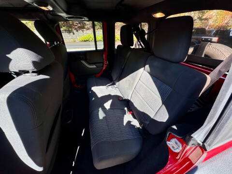 2011 Jeep Wrangler Unlimited Sport