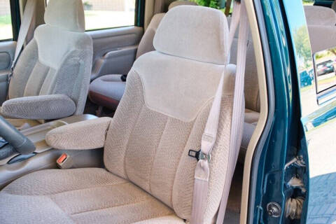 1997 GMC Suburban C1500