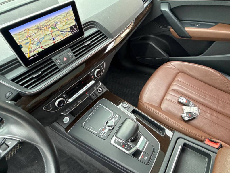 2018 Audi Q5 2.0T quattro Premium Plus